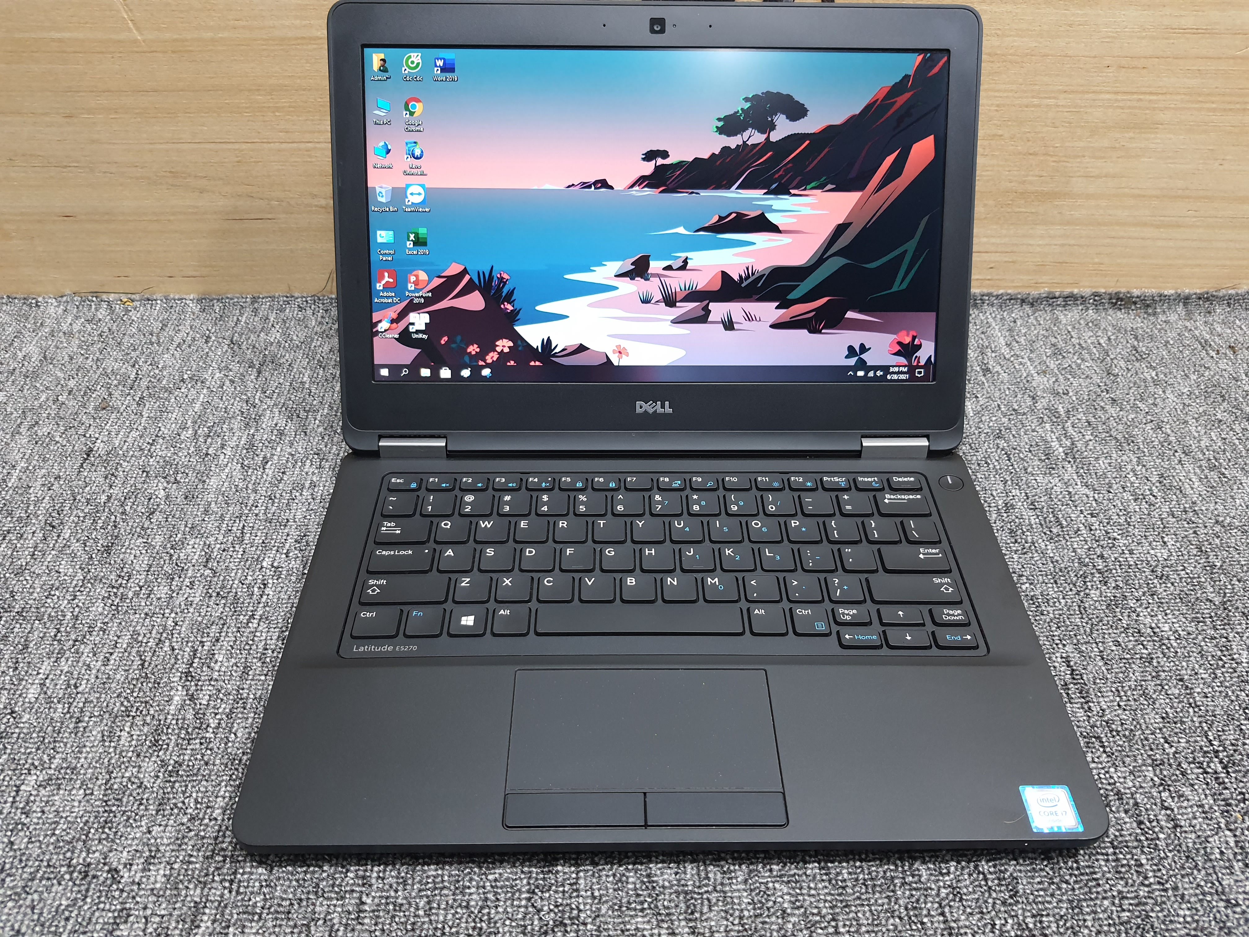 Dell Latitude E5270 core i5 6300U ram 8Gb ssd 256Gb